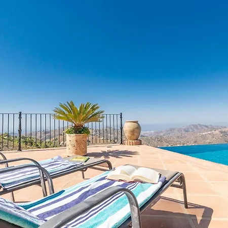 Casa La Mirada Villa